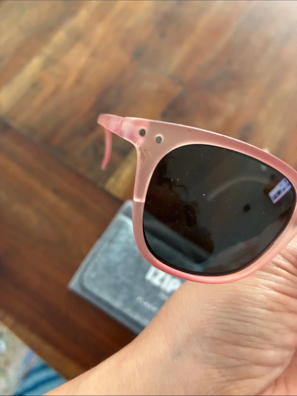 Izipizi Kids Pink Sunglasses with Dark Lenses